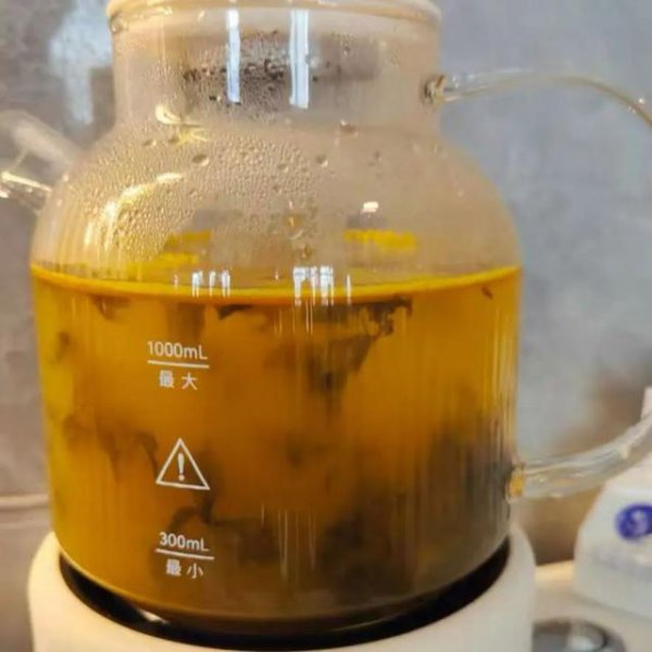 配资优选 中年人的三阶段：全糖可乐、无糖茶、养生水
